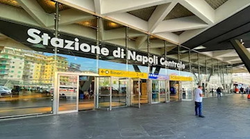 Trenitalia, al via il servizio Tap&Tap: biglietto con carta contactless in 26 stazioni campane