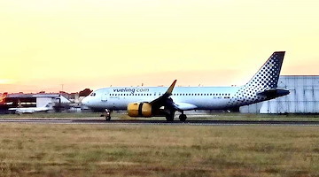 Vueling annuncia nuove rotte per l’estate: Aeroporto Salerno-Costa d'Amalfi collegato a Parigi e Barcellona