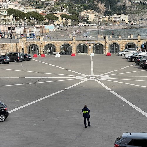 A Maiori attivo il parcheggio al Porto turistico per bus ed NCC: ecco le tariffe