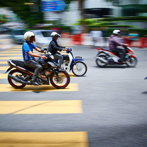 A Meta targhe alterne anche per moto e scooter