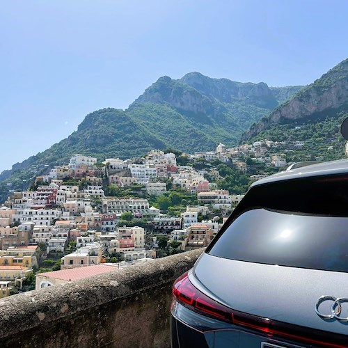 Auto, Positano<br />&copy; Massimiliano D'Uva