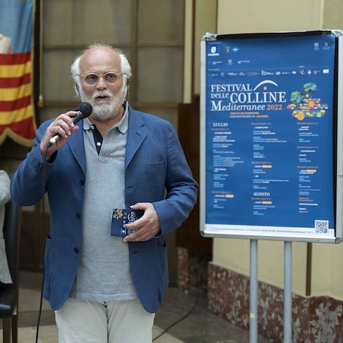 A Salerno torna il Festival delle Colline Mediterranee: otto mercoledi di cultura e spettacoli nell’anfiteatro di Tenuta dei Normanni