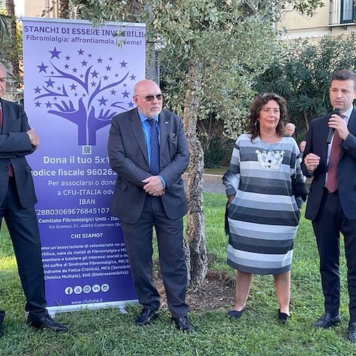 A Sorrento piantato un "Albero della Vita" contro la fibromialgia