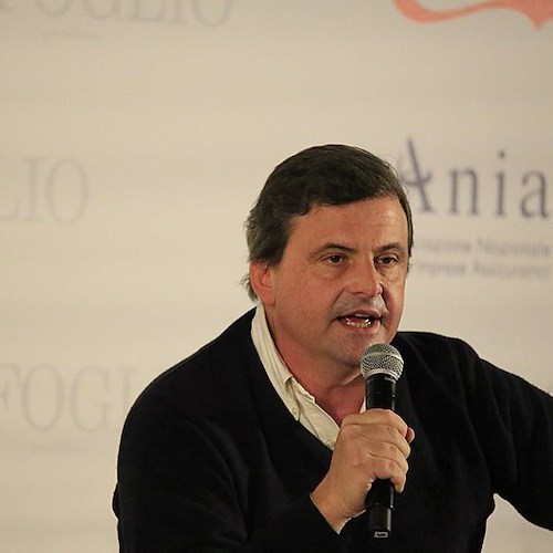 Agcom, no a confronto a due in tv tra Letta e Meloni. Vespa: "Mi dispiace, non avremmo tolto nulla a nessuno"
