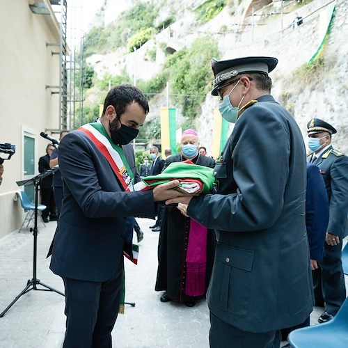 Amalfi, inaugurati la nuova Caserma della Guardia di Finanza e il campo di basket attiguo