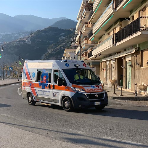 Ambulanziere di turno al Presidio Costa d’Amalfi positivo al tampone, tre in attesa di test