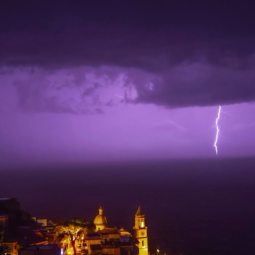 Ancora allerta meteo Gialla in Campania, da mezzanotte piogge e temporali 
