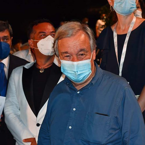António Guterres (ONU) incantato da Ravello e dal concerto in omaggio ad Enrico Caruso