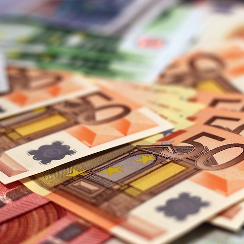 Euro<br />&copy; Foto di moerschy da Pixabay