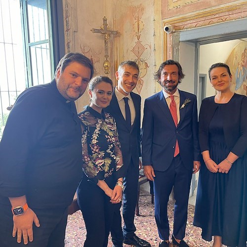 Antonio e Francesca si sposano a Conca dei Marini: uno dei testimoni è Andrea Pirlo / FOTO 
