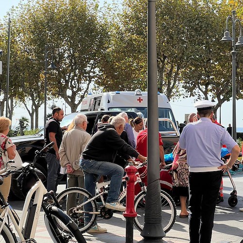 Maiori, uomo va in shock anafilattico dopo punture di calabrone <br />&copy; Massimiliano D'Uva
