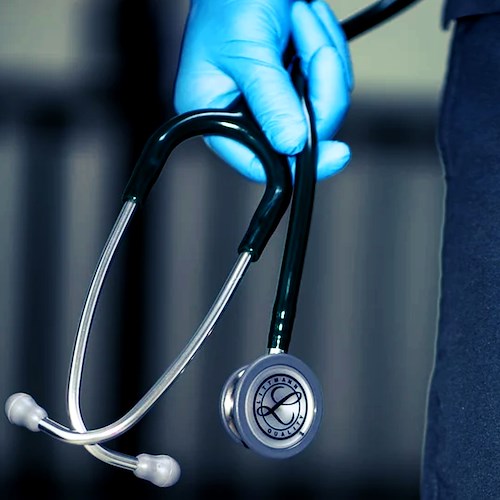 Approvato al Senato lo "scudo penale" per medici, punibili solo per “colpa grave” fino alla fine dello stato di emergenza Covid