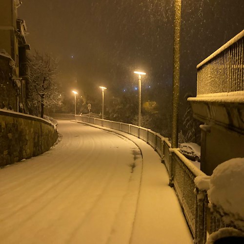 Ariano Irpino, lo spettacolo della prima neve dell'anno / FOTO-VIDEO