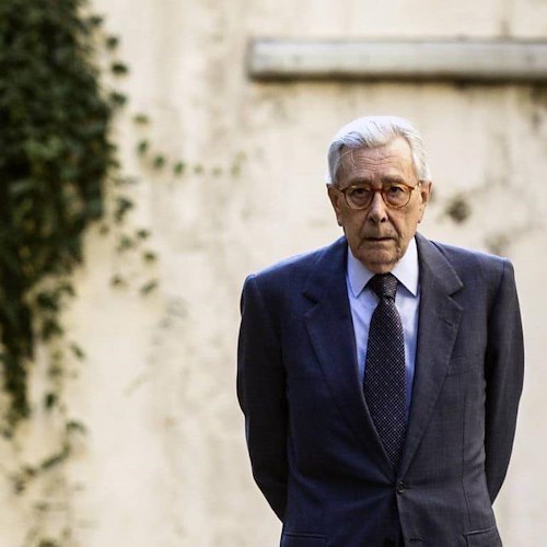 Arnaldo Forlani è morto a 97 anni. Lutto nazionale e funerali di Stato a Roma 