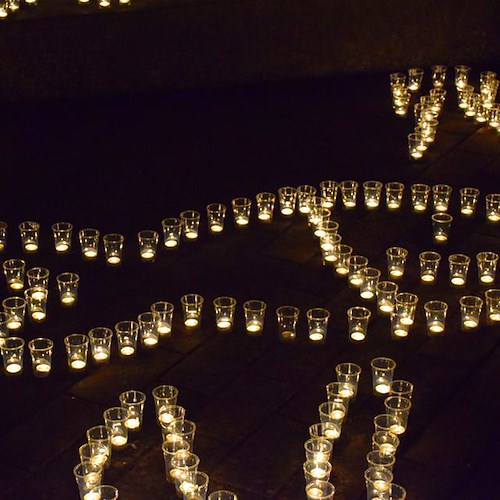"Aspettando la luminaria", 30 luglio a Praiano l'accensione delle candele e lo spettacolo di tableaux vivants