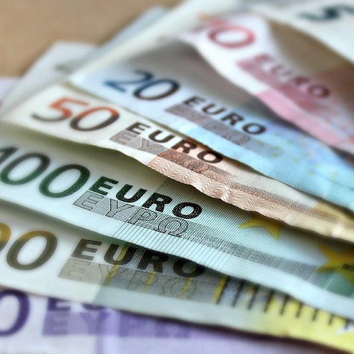 Euro<br />&copy; Foto di martaposemuckel da Pixabay
