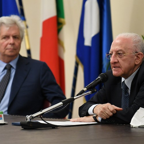 Autonomia differenziata, De Luca attacca Calderoli: «Dopo 4 anni si è accorto della Campania, sono commosso»