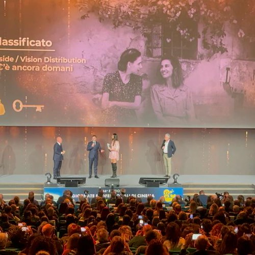 Biglietto d'Oro, Paola Cortellesi premiata dal sindaco di Sorrento per il film "C'è ancora domani"<br />&copy; Comune di Sorrento