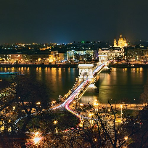 Bollette energetiche costringono alcune pasticcerie di Budapest a chiudere fino alla primavera
