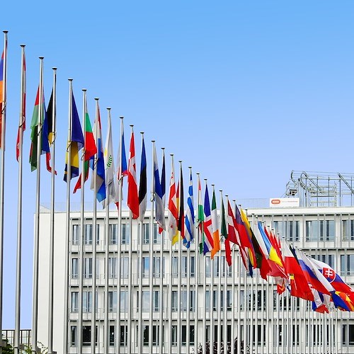 Bruxelles, Commissario Schmit: "Attenzione a cancellare Reddito di Cittadinanza di punto in bianco"