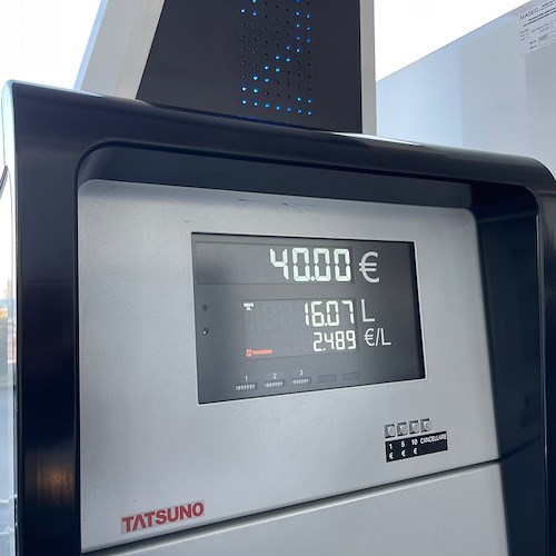 Caro carburante, il record a Ischia: da lunedì sciopero degli autotrasportatori