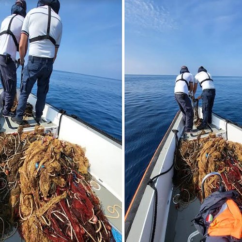 Castellabate, in località Punta Licosa sequestrata rete da pesca illegale lunga 2 km <br />&copy; Guardia Costiera
