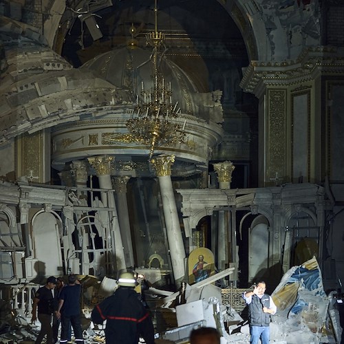 Cattedrale di Odessa dopo i bombardamenti