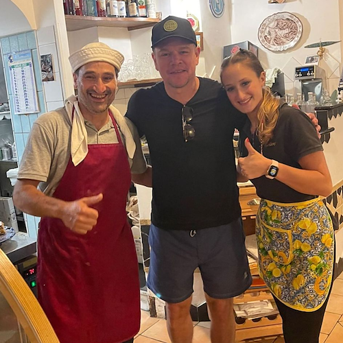 Cena ad Amalfi per Matt Damon, l’attore americano fa ritorno in Costiera