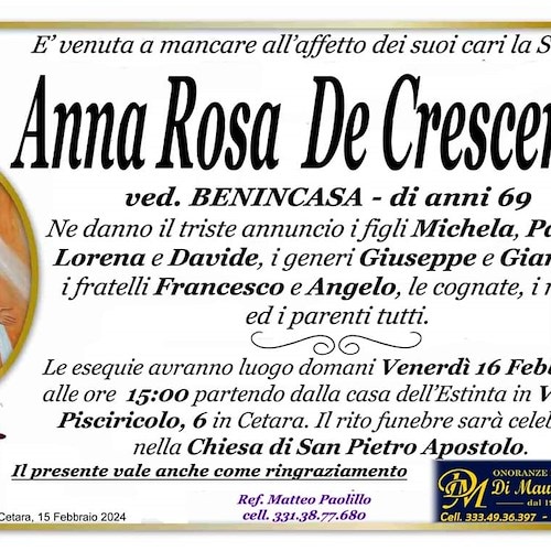 Cetara porge l'ultimo saluto ad Anna Rosa De Crescenzo, storica fioraia del paese