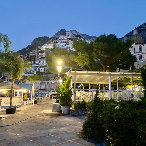 Chiesa Cattolica Festa della Esaltazione della Santa Croce. Meteo: cielo sereno. Good Morning Positano