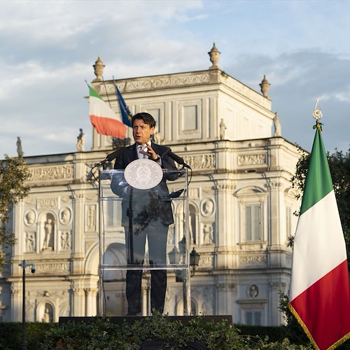 Chiusura Stati Generali, Conte: «Ora reinventare Italia. Ipotesi riduzione Iva per far fronte all’emergenza»