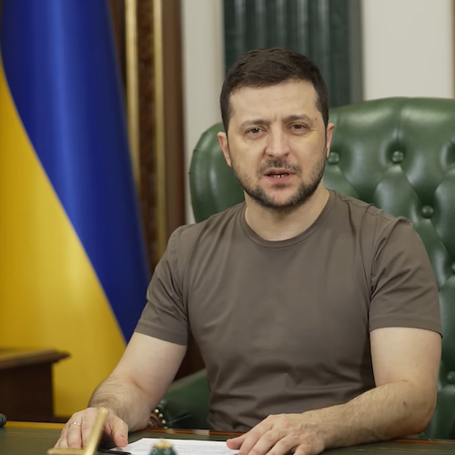 Continuano scontri in Ucraina, Zelensky: «Stiamo infliggendo grandi perdite alla Russia»