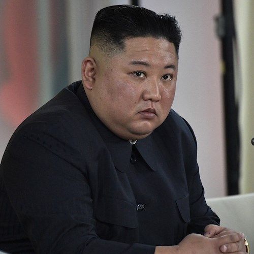 Corea del Nord, Kim Jong-un lancia missile internazionale. Tokyo: "Inaccettabile"