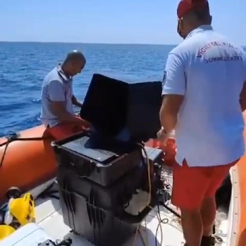Costiera Amalfitana, ancora nessuna traccia di Manuel: in corso le ricerche sul fondale marino 