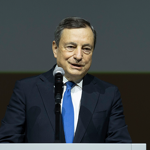 Covid, Draghi: «Dopo 31 marzo stop stato di emergenza e scuole aperte per tutti»