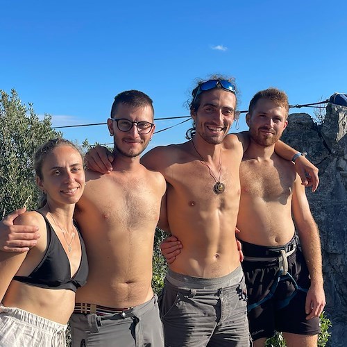 Da Bologna a Maratea. Tappa in Costiera Amalfitana per il club Slackline Bologna /foto /video