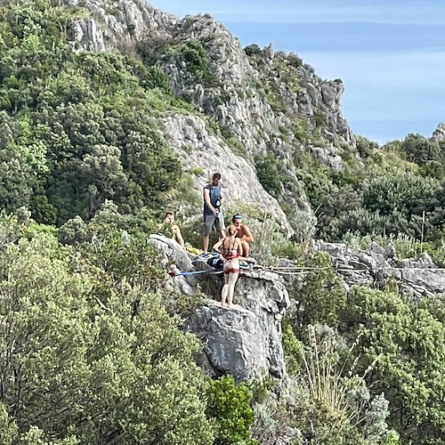 Da Bologna a Maratea. Tappa in Costiera Amalfitana per il club Slackline Bologna /foto /video