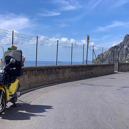 Da Maiori a Positano in bici: andata e ritorno sulla strada più bella del mondo /Foto Gallery