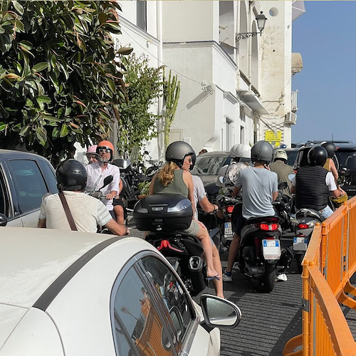 Da martedì 1° agosto tornano le targhe alterne in Costiera Amalfitana 