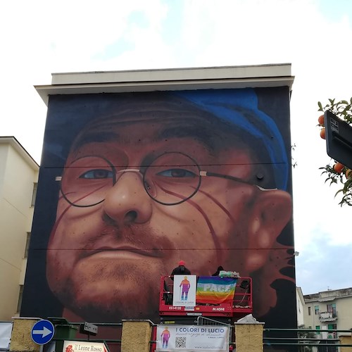 Dieci anni senza Lucio Dalla, Sorrento ricorda l'artista con un murale di Jorit 
