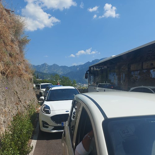 Diminuisce in modo sensibile il traffico in Costa d'Amalfi: Castiglione - Amalfi in "soli" 25 minuti /foto