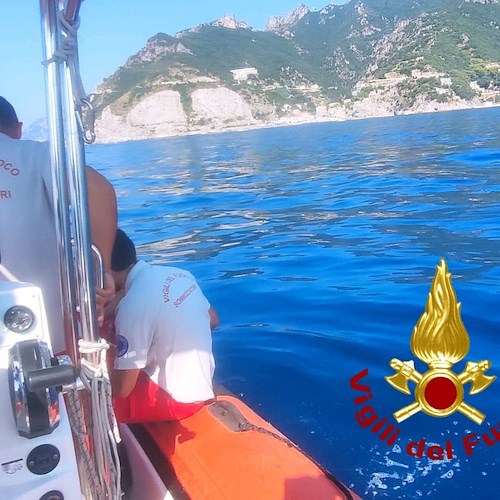Vigili del fuoco alla ricerca di un disperso nelle acque di Cetara<br />&copy; Vigili del Fuoco