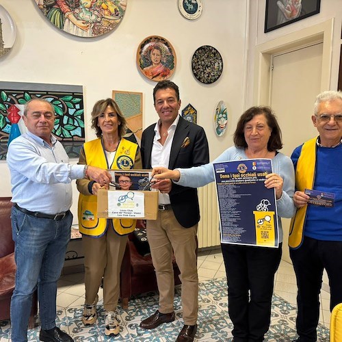 Dona i tuoi occhiali usati: a Vietri sul Mare parte la raccolta solidale promossa dai Lions