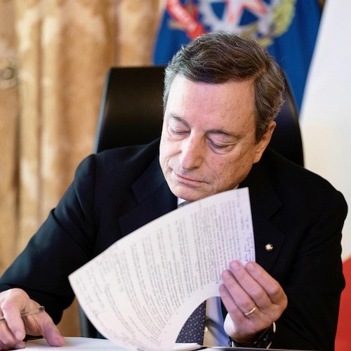 Draghi ha firmato, dal 6 marzo in vigore nuovo Dpcm: riaprono teatri e cinema con capienza del 25%