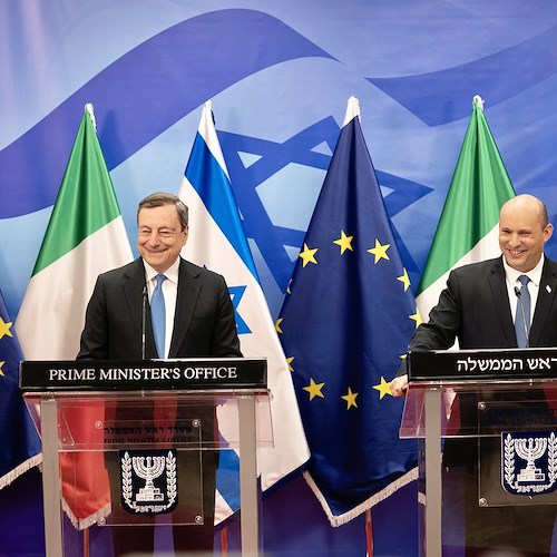 Draghi in Israele per ridurre dipendenza dal gas russo: «Impegno per la pace, l'Ucraina entri nell'UE»