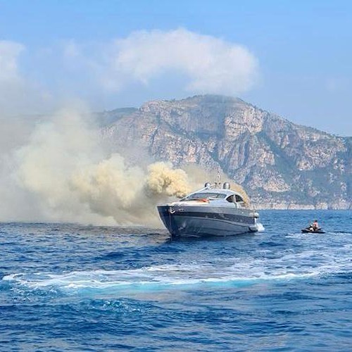 Due droni della Protezione civile hanno sorvolato stamane lo specchio d'acqua antistante l'isolotto de Li Galli