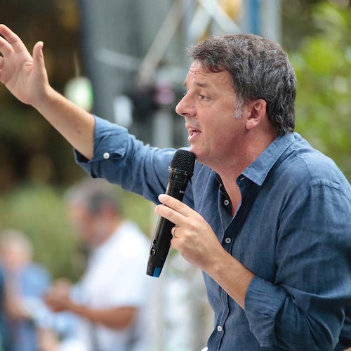 Elezioni, Renzi a Tg2 Post: «Di Maio invece di occuparsi di Esteri si occupa del suo partitello»
