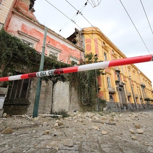 Ercolano: crolla un solaio a Villa Favorita, Franceschini chiede immediato intervento