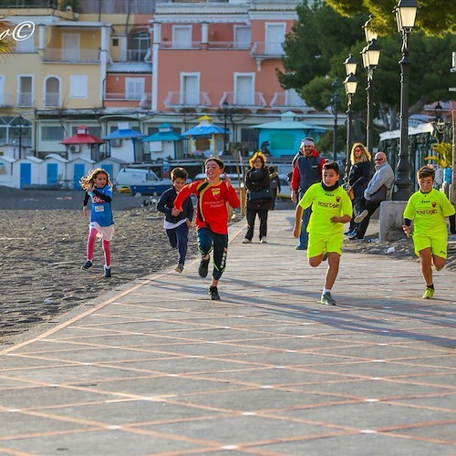Fabio Fusco e Giovanni Cuccaro accompagnano allo sport i più giovani con i fondamenti dell'atletica