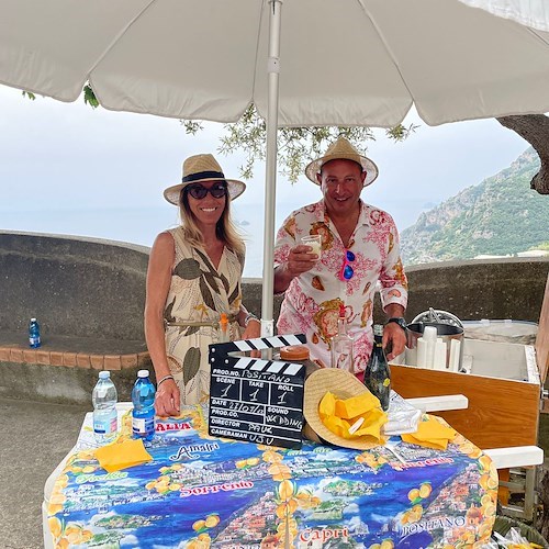 Festa a Montepertuso per Paul & Uju, l'amore trionfa a Positano /foto